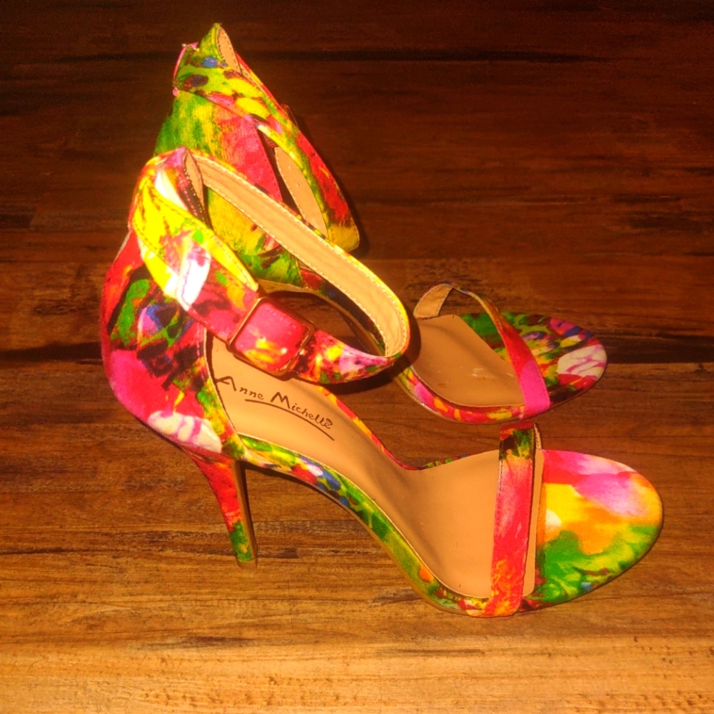 Anne Michelle Floral Shoe